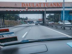 -直落玻璃（瓦煲）肉骨茶