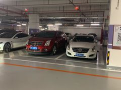 -虹桥天地-停车场