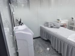 -苗方清颜专业祛痘·皮肤管理