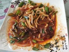 爆炒羊羔肉-清真·伊清阁餐厅