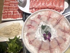 -何鲜菇火锅(大营盘店)