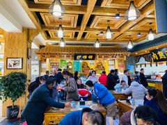大堂-伊穆祥牛肉面总店·清真