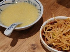 -陇上秦轩西安biangbiang面(朝龙汇店)