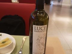 -亮马河饭店翠雅咖啡厅