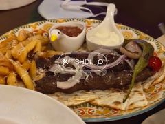 土耳其牛肉混盘-Uncle Kosto科斯托·中东菜