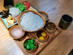 蒙自过桥米线-麦麦山云南菜(复地活力城店)