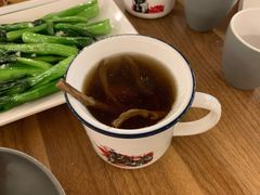 茶树菇龙骨汤-先记烧鹅王·本地粤菜(福永店)