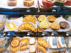 -星巴克(广州南站A18检票口楼上)