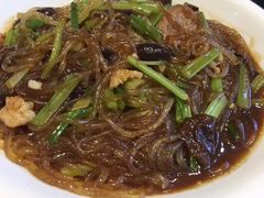 -老码头黑皮肘子锅包肉熏酱水饺(文政街店)