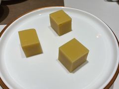 -皇城根·鲁菜济南菜·吊炉烤鸭·炒鸡鱼头(济南旗舰店)