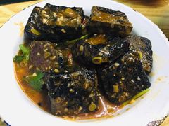 -马路牙子地桌烤肉(工体店)
