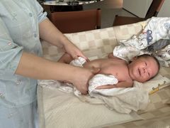 -臻爱住家月嫂育儿嫂(万达店)