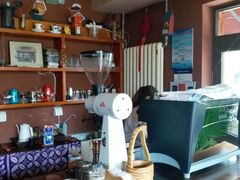 -一米阳光咖啡店(百通尚风尚水店)