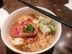 公司午餐肉公仔面-新旺茶餐厅(嘉里城店)