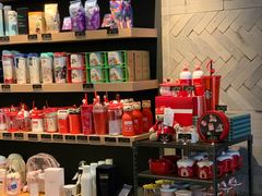 零售区-星巴克(浦东机场T2到达店)