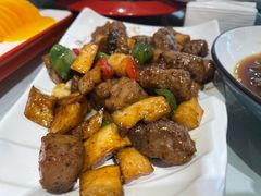 -赶海部落海鲜城(海阳路店)