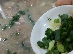 -标记美食新鲜猪杂(兴南大道店)