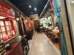 -东口码头·烧鸽子·鱼头泡饼·地方菜(金鹰悦城店)