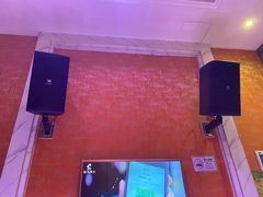 -皇马纯KTV·量贩·聚会(民治店)