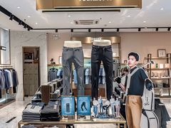 -王府井奥莱临潼小镇(临潼店)