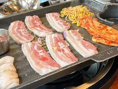 -Dombe豚(黑猪肉街店)