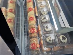 -红宝石·鲜奶小方·海派西点房(丰庄店)