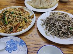 -溢心园香河肉饼总店