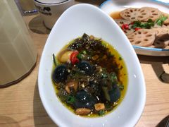 -山城外·非遗酸菜鱼(新都汇融店)