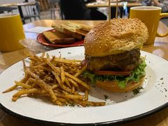 -HELLO 27 意面·沙拉·帕尼尼