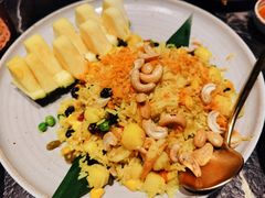 菠萝海鲜炒饭-泰傳奇