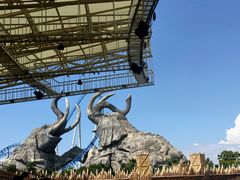 -七彩云南欢乐世界