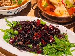 -缘生态云南菜·野生菌庭院餐厅(华侨城店)