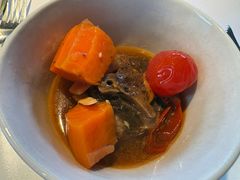 红葡萄酒烩牛尾-月芽·自由餐厅·西溪湿地餐厅