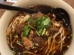 -李先生牛肉面大王(上海站南广场店)