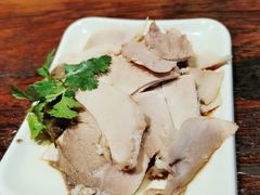 -亮亮面馆(经六路店)