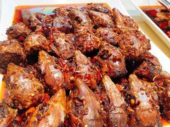 秘制王婆麻辣鲜兔头-海煌记王婆手撕烤兔(建设巷店)