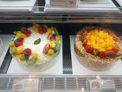 -85度C(生甜甜圈研究工坊·上海平凉店)