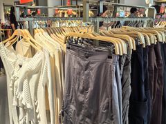 -URBAN REVIVO(北京斯普瑞斯奥特莱斯店)
