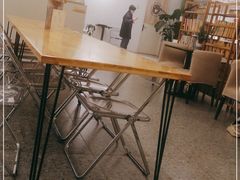 -香草山咖啡店·外教英语角·自习室(盛世商都店)