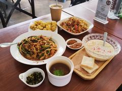 -啰啰冰屋(景洪总店)
