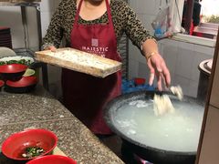 -张阿三馄饨店