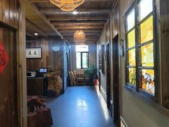 -头上红煨盐鸡·非遗院子餐厅
