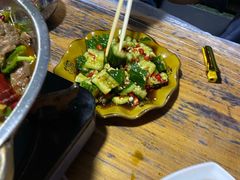 拍黄瓜-久醉苗乡(河景餐厅)