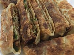 -溢心园香河肉饼总店