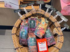 -星巴克(日月光店)