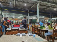 大堂-四川小胡子海鲜(丁村万人海鲜广场店)