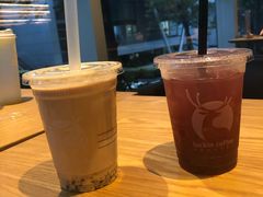 -瑞幸咖啡(宝华国际广场店)