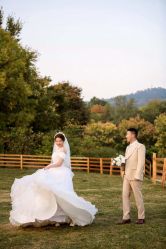 -雪中彩影婚纱摄影·微光艺术中心