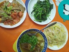 -臻爱住家月嫂育儿嫂(万达店)