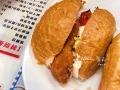 特色猪扒包-华星冰室(湾仔店)